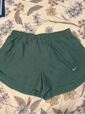 Nike Women’s Shorts - Green
